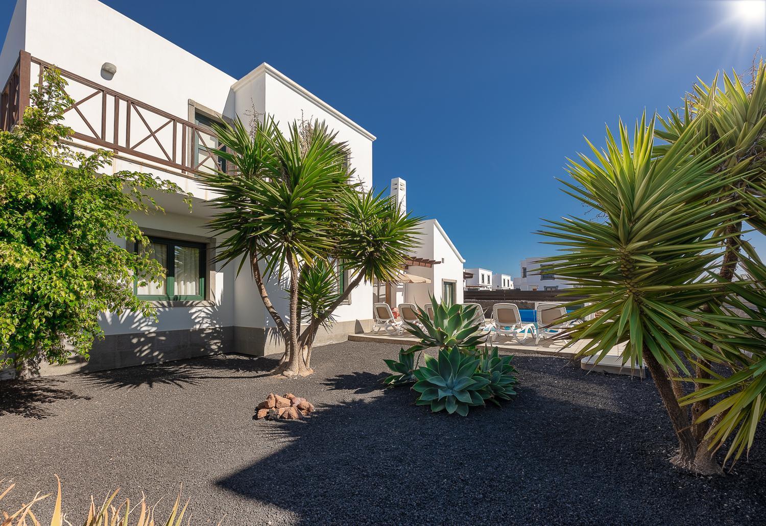 Camelot Holiday Homes By Livvo Playa Blanca  Exteriör bild